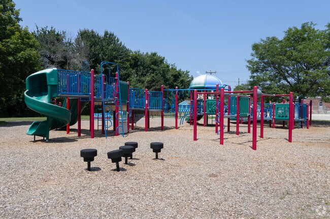 New Franklin School in Portsmouth has a student to teacher ratio of 13/1.