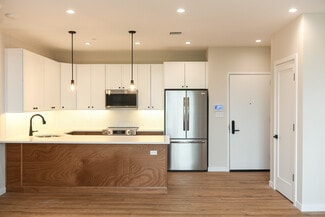 135 E Park Ave, Long Beach, NY 11561