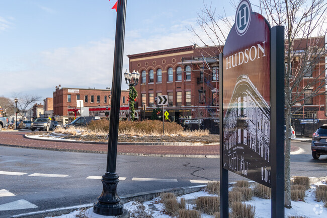 Welcome to historic Downtown Hudson.