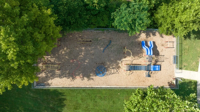 Franklin Elementary - 33 Cockeys Mill Rd, Reisterstown, MD 21136