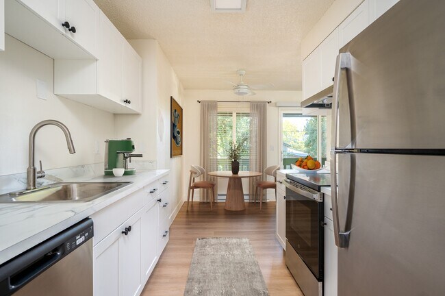 SAGEWOOD ESTATES, Portland, OR 97230 - photo 3