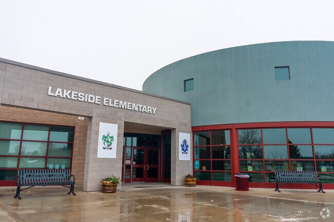 Students in West Point learn and grow at Lakeside Elementary.