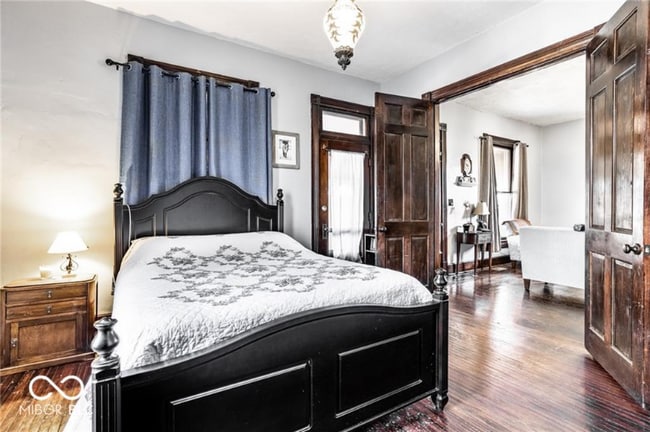 349 W Broadway St, Greenwood, IN 46142 - photo 3