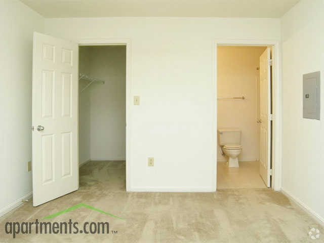 Park Crest Terrace, State College, PA 16803 - photo 5