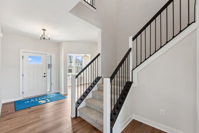 10261 Shadyview Ln N, Maple Grove, MN 55311 - photo 6