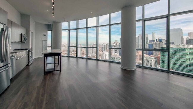 789 W Madison St, Chicago, IL 60661 - photo 2