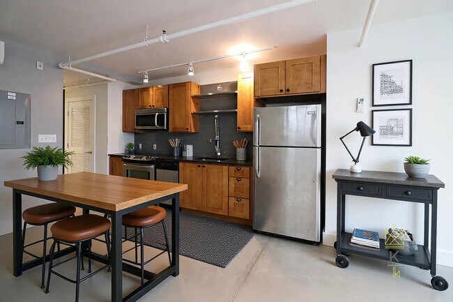 20 Sunnyside St unit 6, Boston, MA 02130 - photo 2
