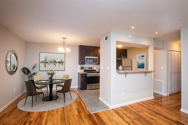 Millbrook Village, Edison, NJ 08817 - photo 4