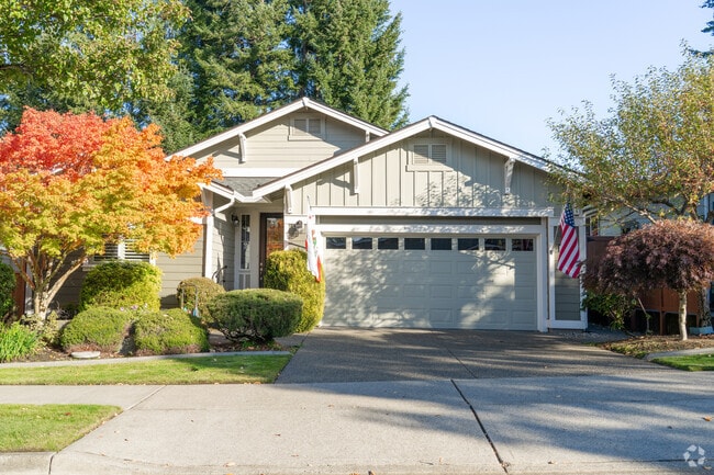 Welcoming home in Jubilee, blending classic charm with modern comforts for a perfect retreat.