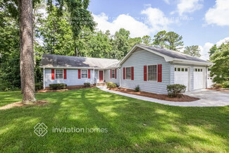 672 Bankshire Dr, Suwanee, GA 30024
