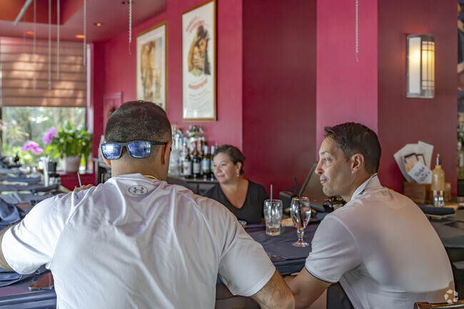 Ralph & Rich's is an Italian restaurant a few minutes south of Stratfield Village.