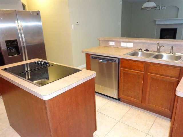 408 Channel View Ct, Desoto, TX 75115 - photo 2