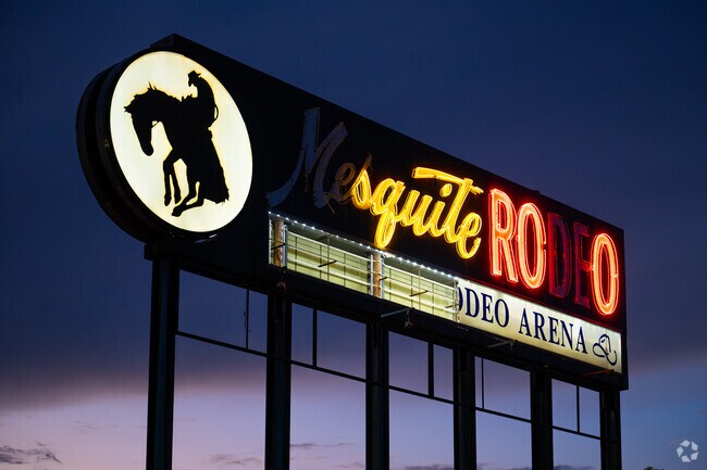 The Mesquite Rodeo delivers exciting live entertainment in Mesquite throughout the year.