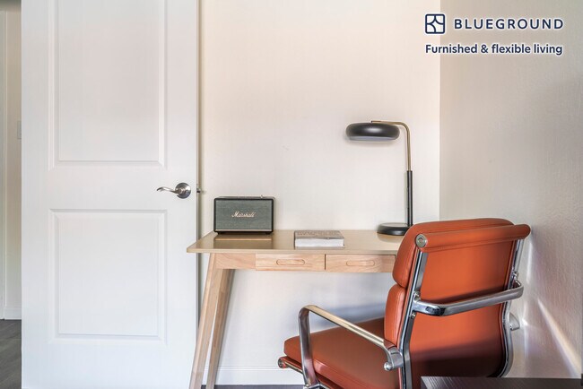 1941 California St unit FL1-ID2032, Mountain View, CA 94040 - photo 4