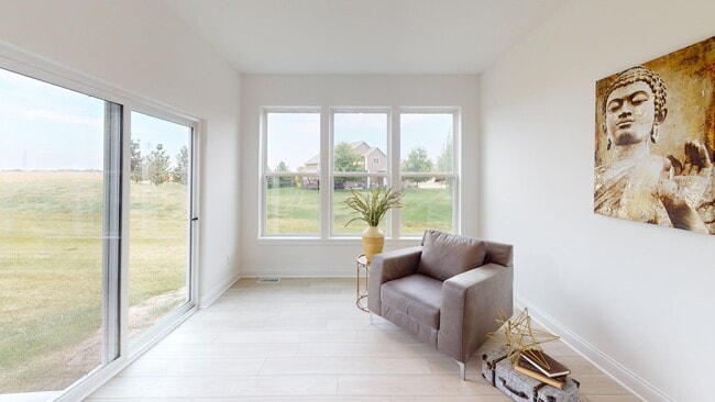 5931 Butterfield Dr, Bettendorf, IA 52722 - photo 5