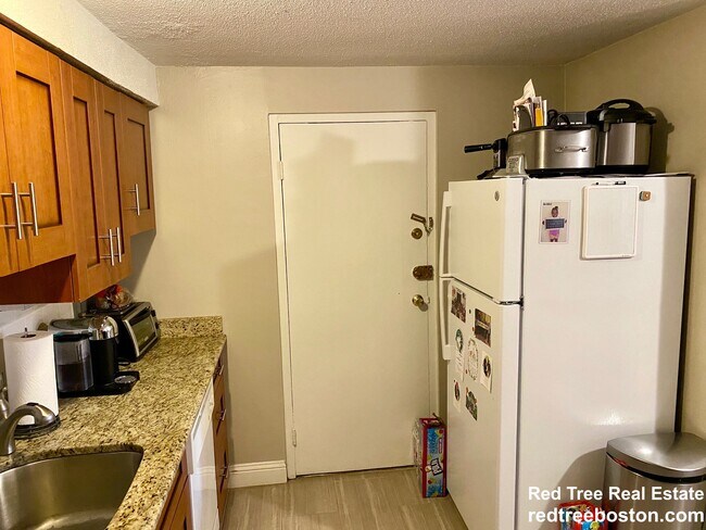 290 Corey Rd unit 24, Brighton, MA 02135 - photo 4