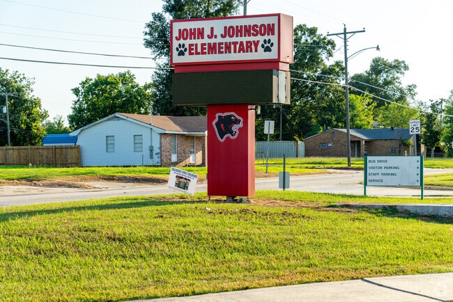 Educational opportunities abound at John J Johnson II Elementary.