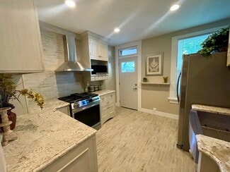 1012 Pennsylvania Ave, Columbus, OH 43201
