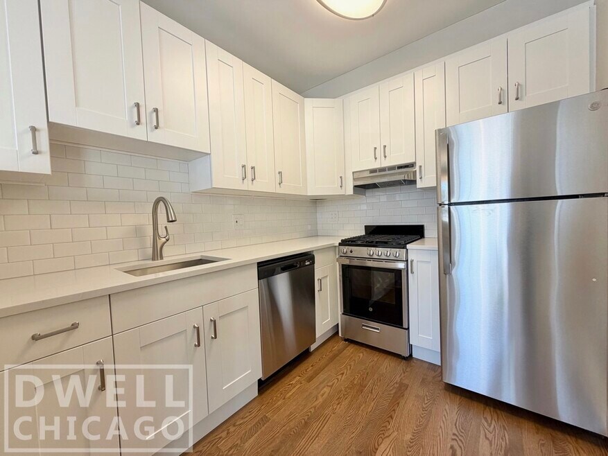 6226 N Clark St unit 1601-2A, Chicago, IL 60660 - photo 1