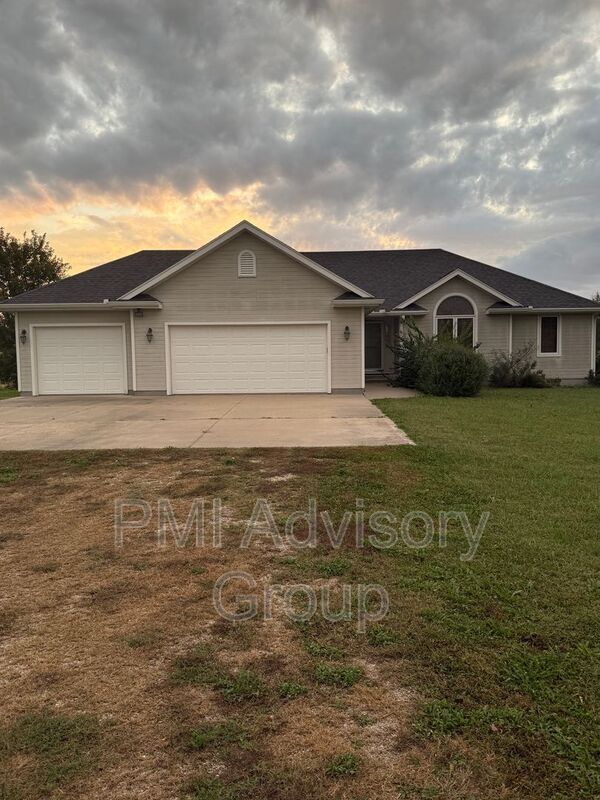 4206 Hwy K4, Topeka, KS 66617