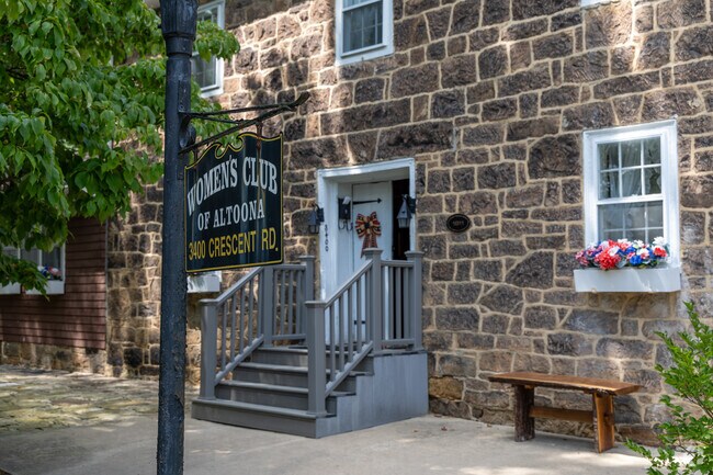 The Altoona Women's Club is proudly located in Columbia Park.