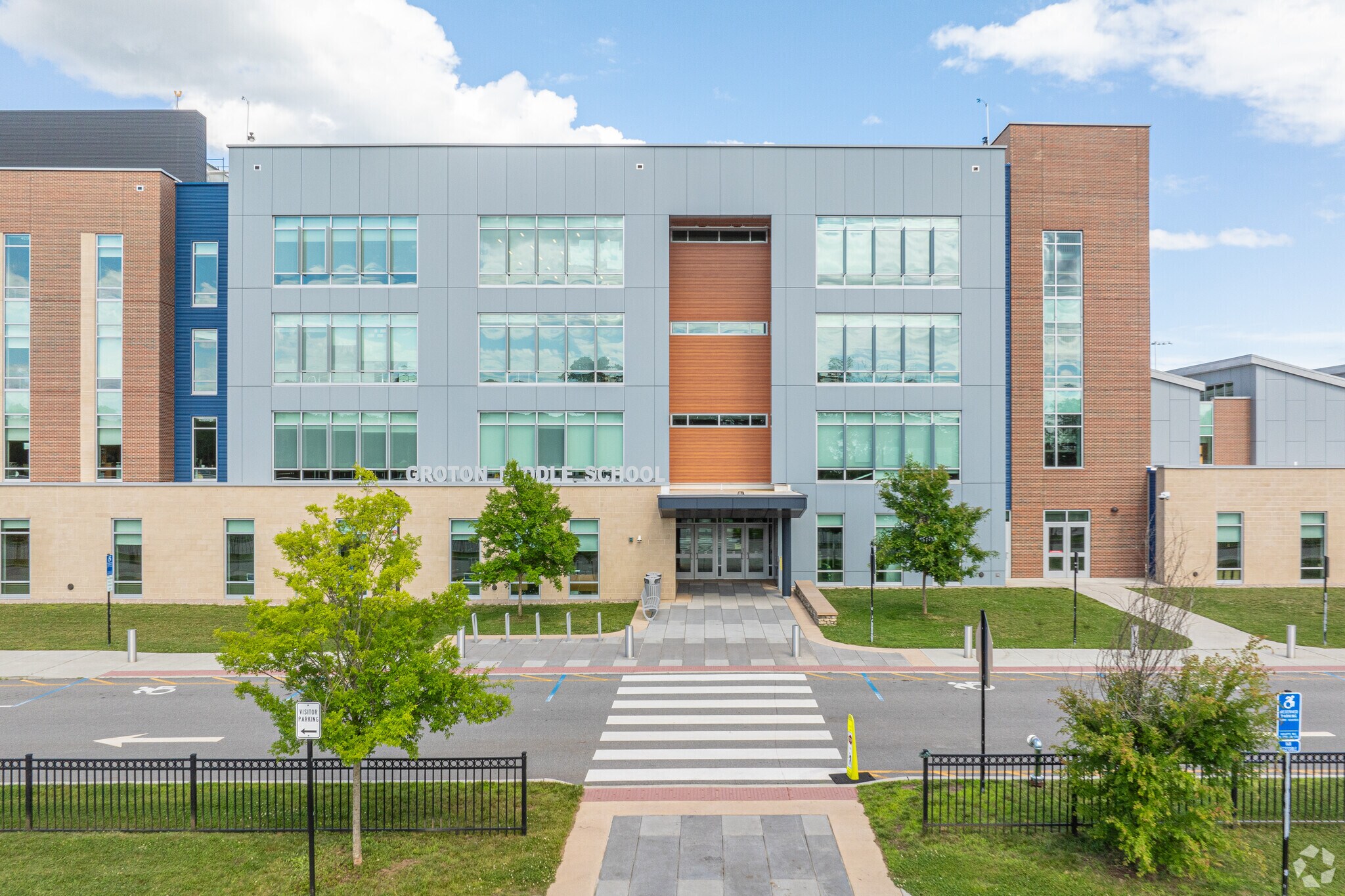 Local West Mystic residents can plan to have their kids to attend Groton Middle School.