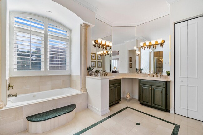 450 Surfside Ln, Juno Beach, FL 33408 - photo 6