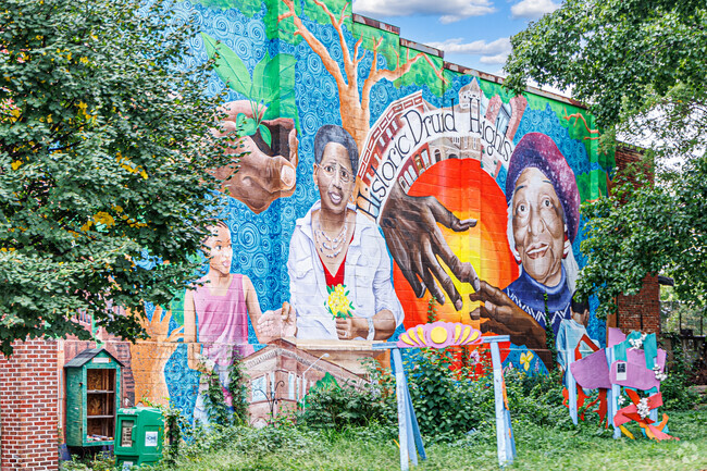 Culturally significant murals can be found throughout Druid Heights.