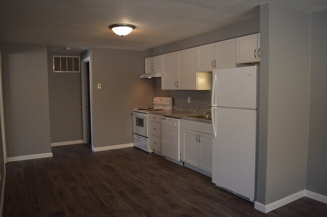 112 Wood Ct unit 2, East Peoria, IL 61611 - photo 5