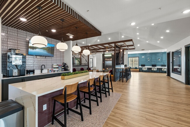 Holleman Crossing, College Station, TX 77845 - photo 7