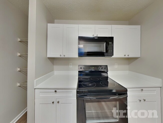 2797 Priscilla Way, Morrow, GA 30260 - photo 7