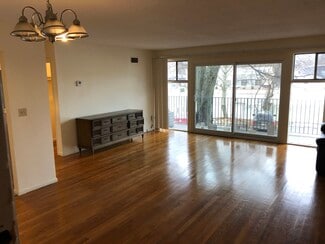 223 Central St Unit 7, Stoneham, MA 02180