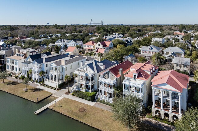 Mount Pleasant has elegant homes with Charleston style architecture.