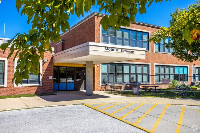Monroe Elementary serves students in the neighborhood.