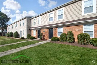 621 Warwick Village Dr, Richmond, VA 23224