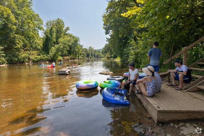 Rivanna River Company in Pantops offers water sports down the Rivanna River.