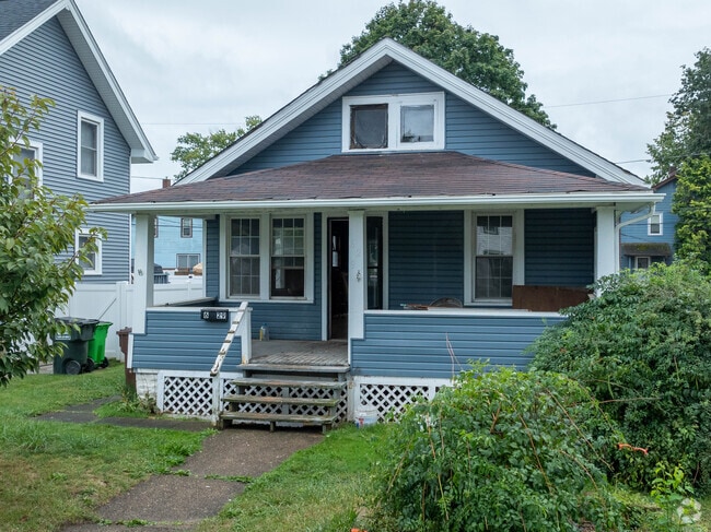 Bungalow-style homes are common in the West Park - Columbia neighborhood.