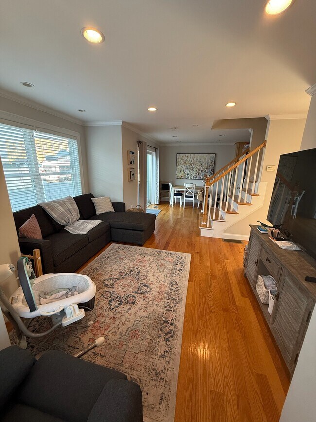 25 Antwerp St unit 25, Boston, MA 02135 - photo 6