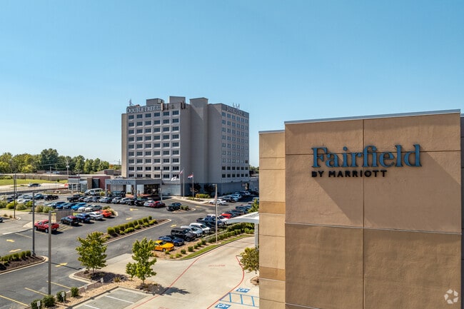 Popular hotel chains line Glenstone Avenue just outside Robberson.