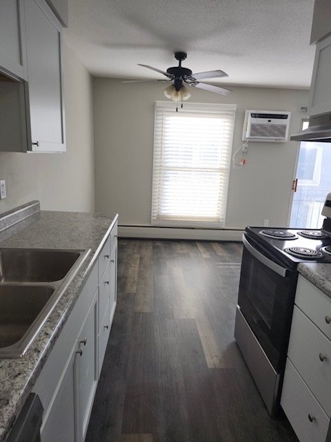 743 11th Ave S Unit 6, Hopkins, MN 55343