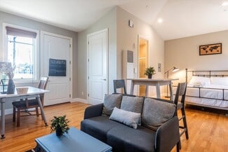 21 S Claremont St Unit Sunny Studio, San Mateo, CA 94401