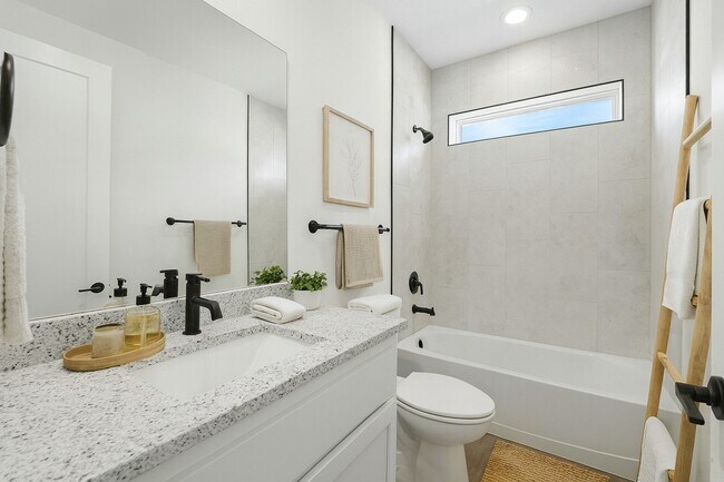 20688 Barker St, Spring Hill, KS 66083 - photo 4