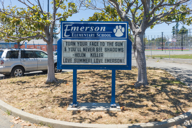 Emerson Elementary School in Oakland has about 350 kids and has 17 teachers.