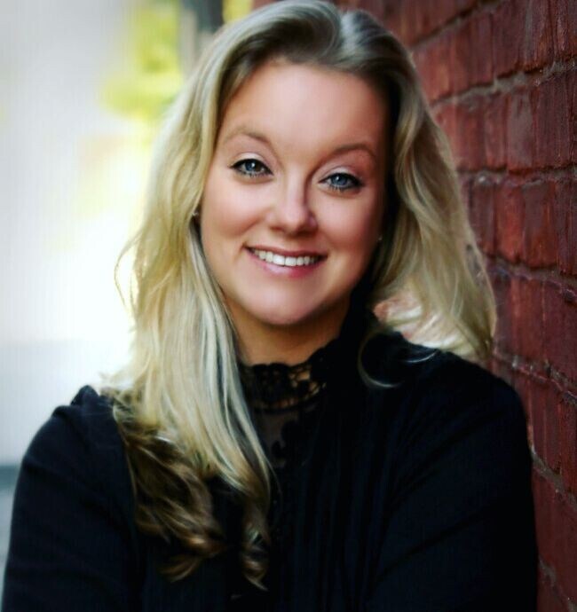 Elizabeth Stoler