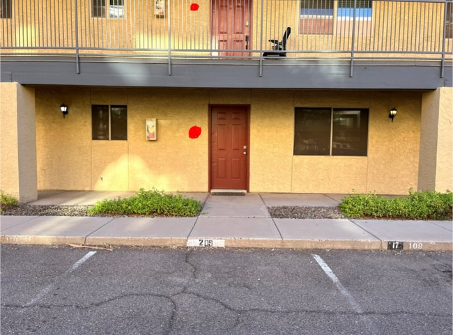 1014 E Spence Ave, Tempe, AZ 85281 - photo 3