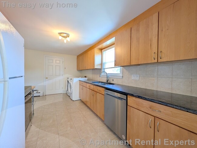 7 Patrick St, Arlington, MA 02474 - photo 2