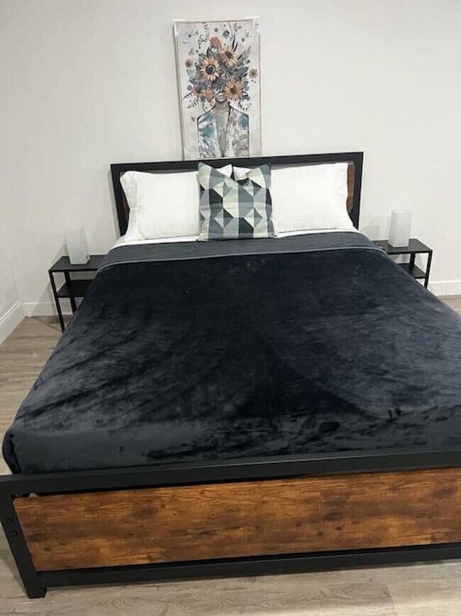 470 SW 7th St unit ID1056540P, Miami, FL 33130 - photo 5