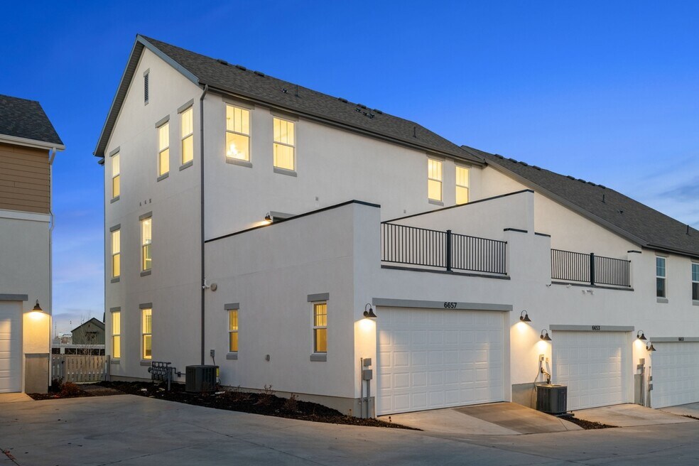 6657 W South Jordan Pkwy, South Jordan, UT 84009 - photo 1