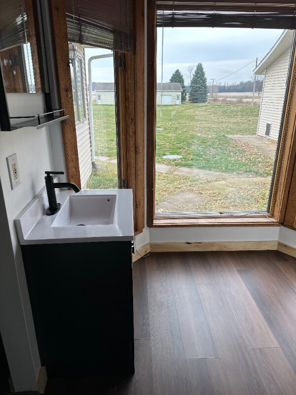 5963 W Chadwick Rd, Dewitt, MI 48820 - photo 2