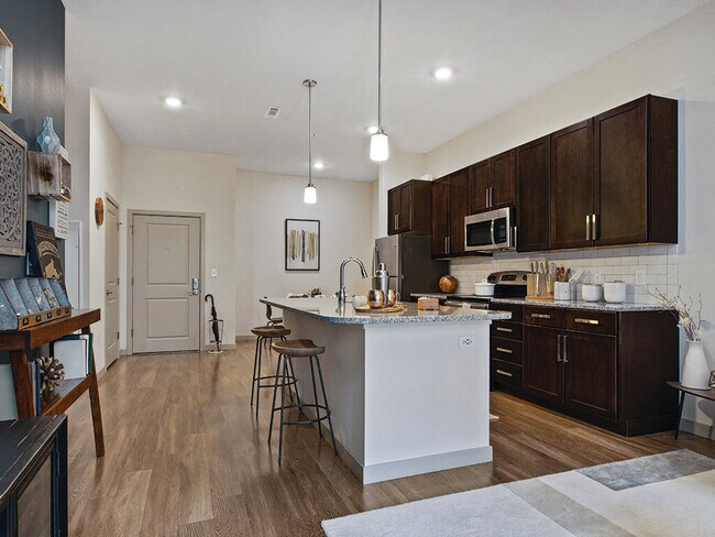 The Slate at Andover Apartments, Andover, MA 01810 - photo 2